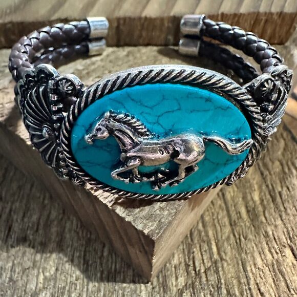Horse‎ Turquoise Stone Western Leather Open Bangle Bracelet - Picture 7 of 8
